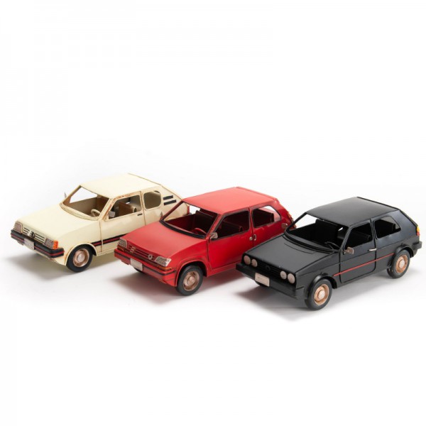 VOITURE VINTAGE RENAULT...