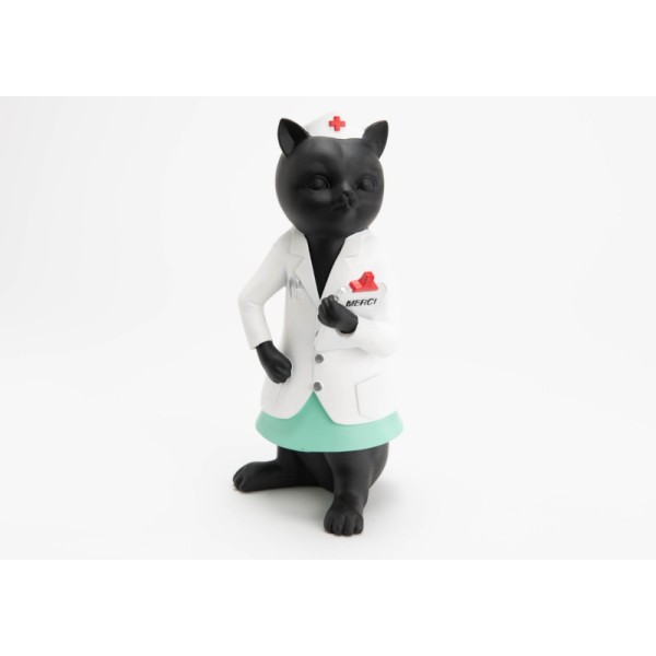 CHAT-DOCTEUR-LOVE-infirmiere