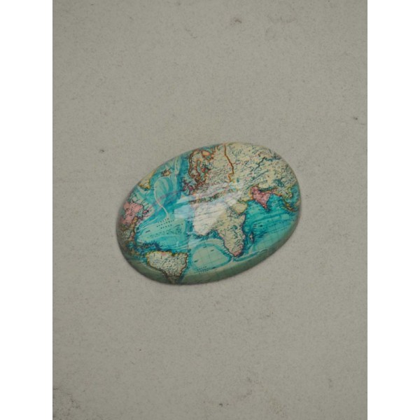 PRESSE-PAPIER-MAPPEMONDE