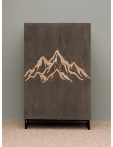 ARMOIRE-MONTAGNE-GRAVEE-POIGNEES-SKI